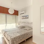 Apartment Furnished Seafront