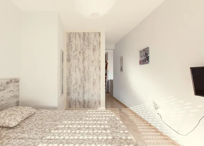 Apartamento Furnished Seafront Lárnaca