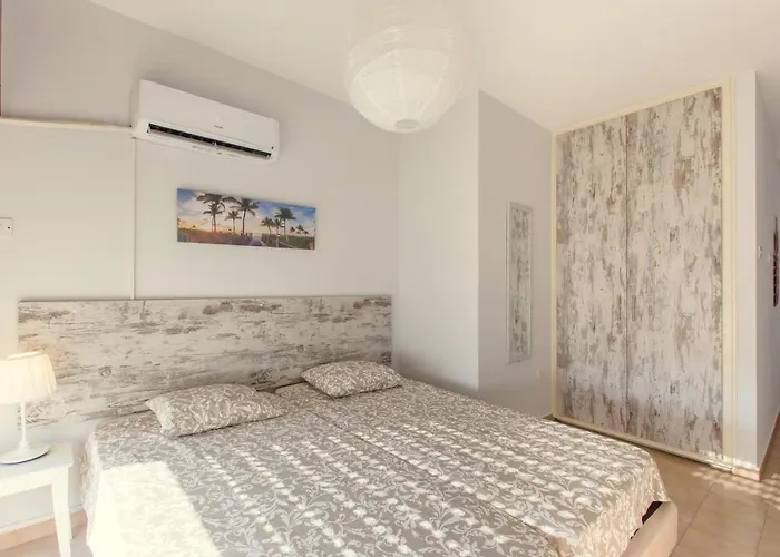 Furnished Seafront *